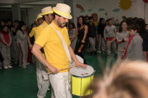 Comenzando la presentación de la batucada.